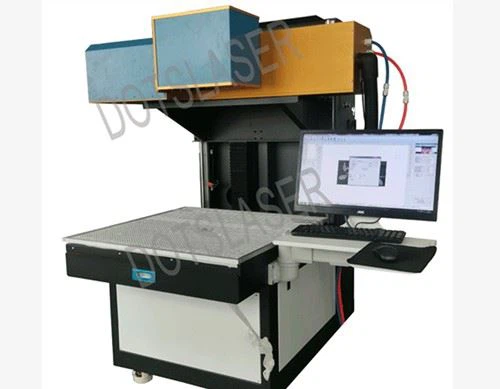 Máquina para quemar prendas