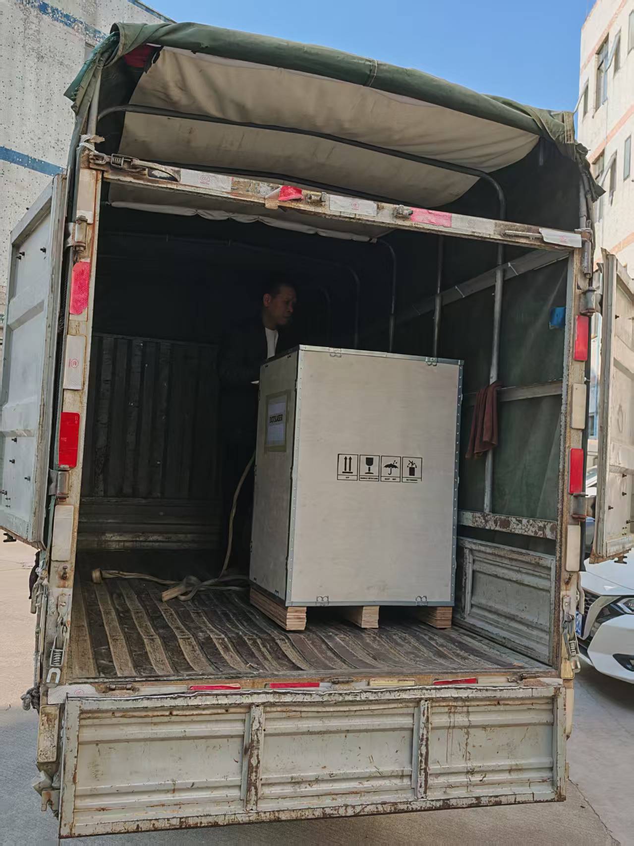 product-1279-1706 product-1279-1706